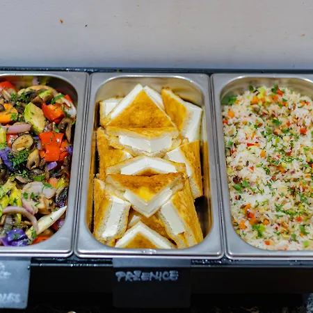 Nobel Gallery Hotel 4*