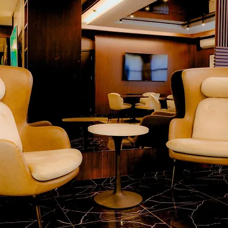 Nobel Gallery Hotel 4*