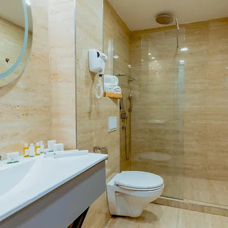 Nobel Gallery Hotel 4*